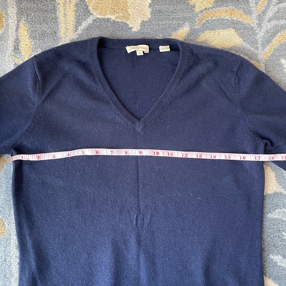 Peter Millan 100% Cashmere V-neck Sweater Navy Blue Medium - Picture 4 of 7